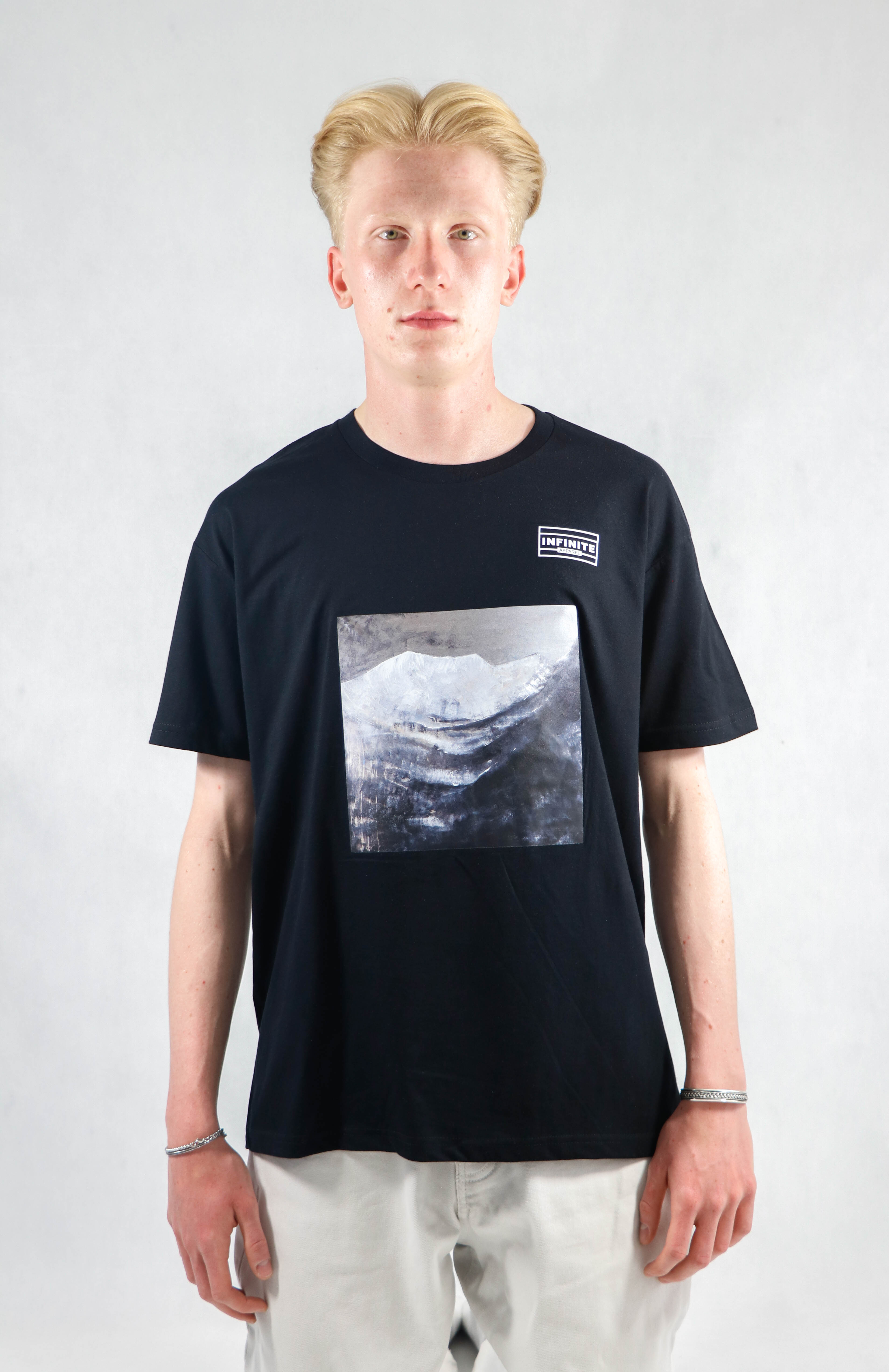 Infinite Horizon MEN t-shirt black